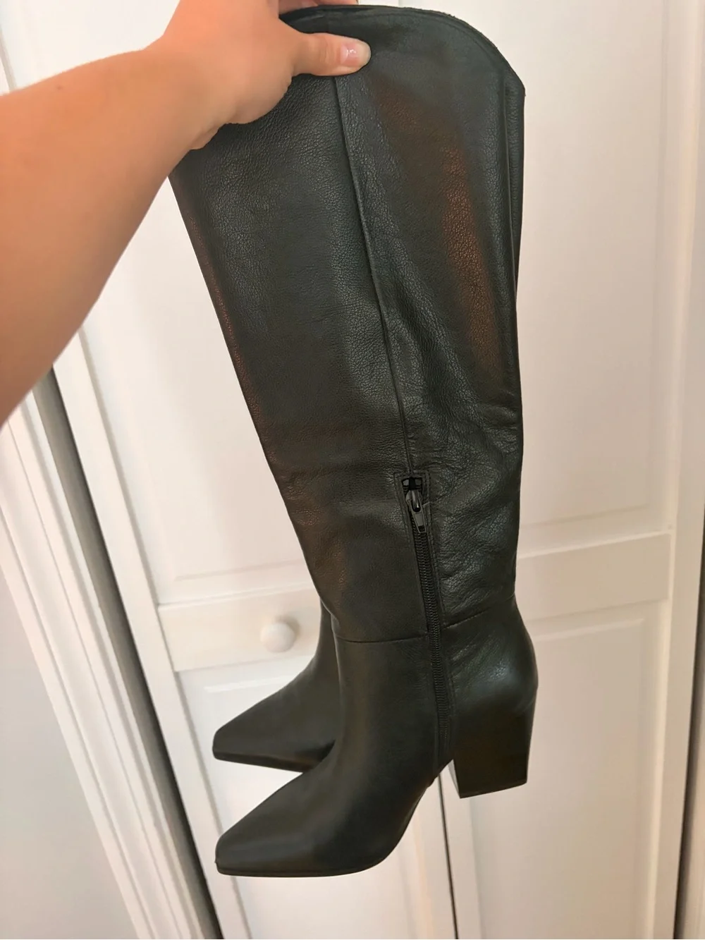 Black Leather Pointed-Toe Slouchy Boots